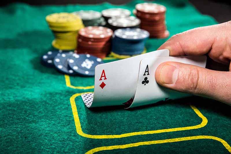 Cách phân loại các loại Poker khác nhau và quy tắc chơi của từng loại